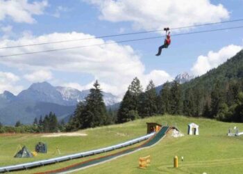 Nuova zipline ai piedi del monte Lussari