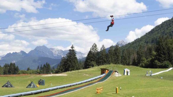 Nuova zipline ai piedi del monte Lussari