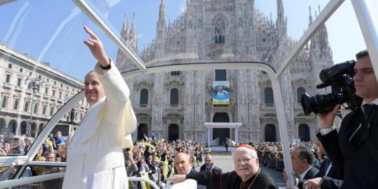 Ospitare le differenze, abbracciare le frontiere, accogliere chi ha bisogno