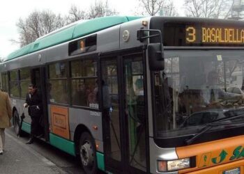 Più autobus e tir coinvolti in incidenti in Fvg