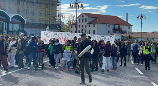 Porto, a Trieste i lavoratori dicono no al tampone gratuito