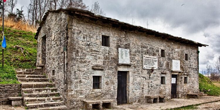 Porzus, anniversario nella memoria di don De Roja