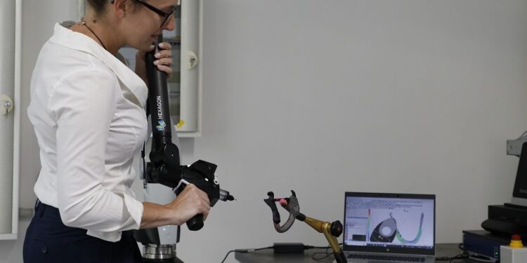 Produzione a zero difetti. L’università inaugura la sala metrologica