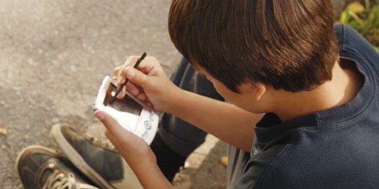 Ragazzi friulani iperconnessi