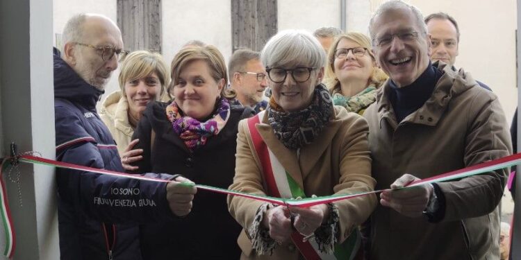 Ragogna, inaugurata la nuova biblioteca