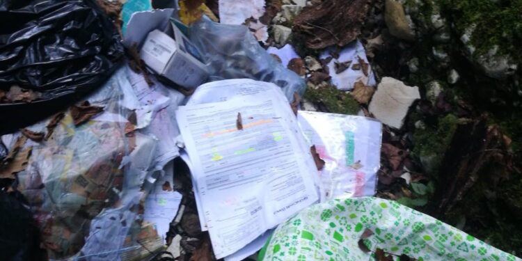 Rifiuti abbandonati nel Rio Cjanevata, individuato il responsabile