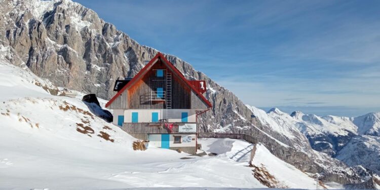 Rifugio Marinelli, la sistemazione del tracciato fa discutere