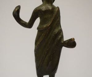 Rinvenuto un prezioso bronzetto etrusco trafugato. Del valore di 80 mila euro, sarà donato al Museo di Chiusi