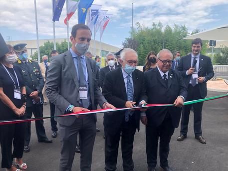 “Ripartire con la scuola in presenza”