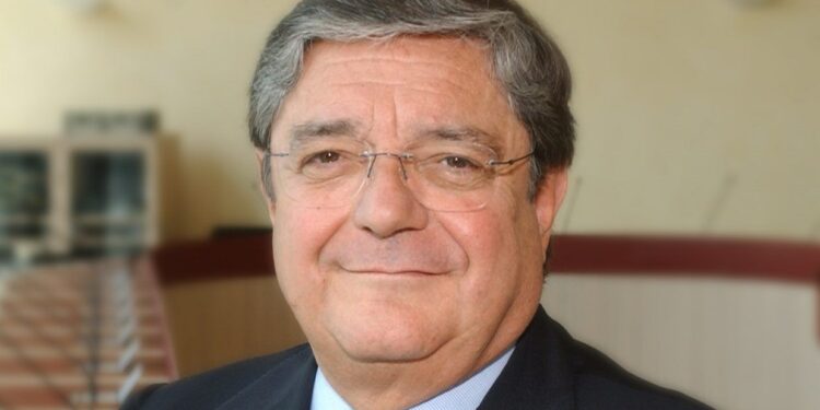 Roth consulente per i restauri di Aquileia