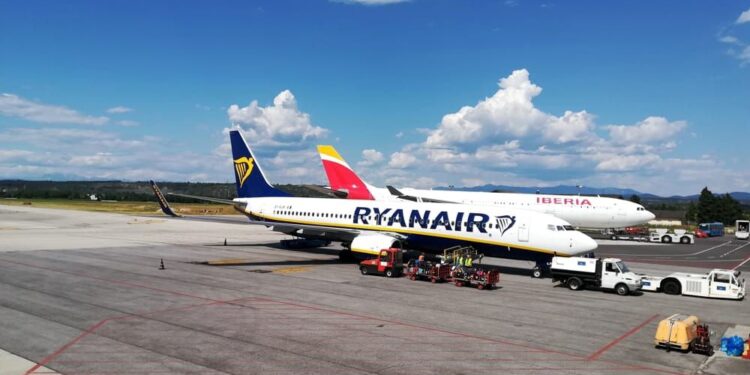 Ryanair, 5 rotte da e per Trieste per l’estate
