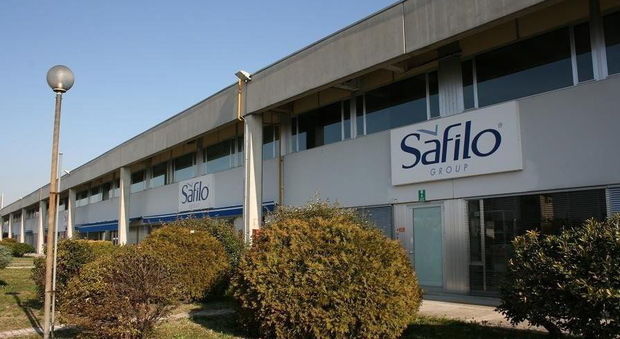 Safilo, c’è l’ok dei lavoratori a un pre-accordo con l’azienda