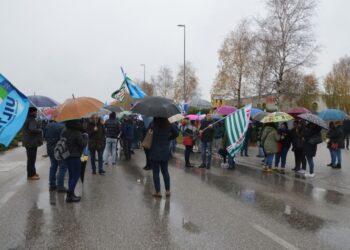 “Safilo, contratti di solidarietà per scongiurare gli esuberi”