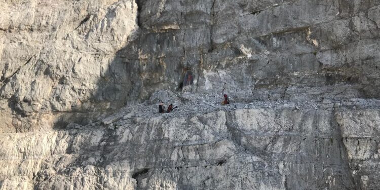 2 giorni a 200 metri di profondità. Salvo lo speleologo
