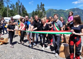 Sauris, sospesi nel vuoto a 100 metri