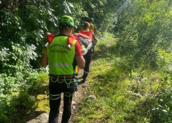 Scivola con la mountain bike a Resia