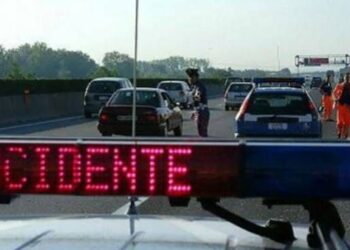 Scontro tra 3 tir in A4