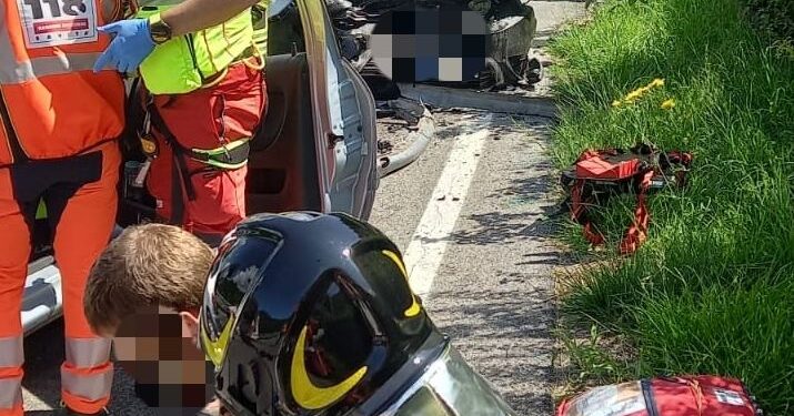 Scontro tra due auto a Tolmezzo