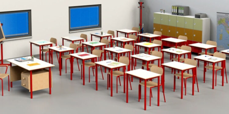 Scuola, 2 milioni per arredi e attrezzature