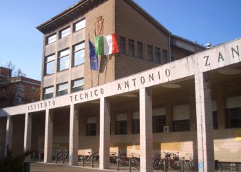 Scuole, la Provincia lascia il tavolo: “La riforma è un bluff”