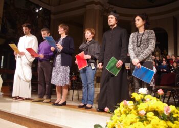 «Sentieri di luce» sul palcoscenico