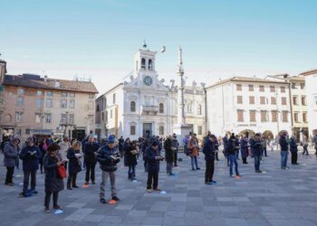 Sentinelle in piedi per dire no all’eutanasia