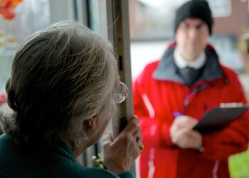 Truffe agli anziani, banda in manette