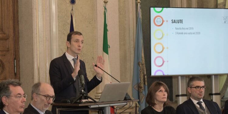 Conferenza di fine anno, i piani della Regione per il 2020