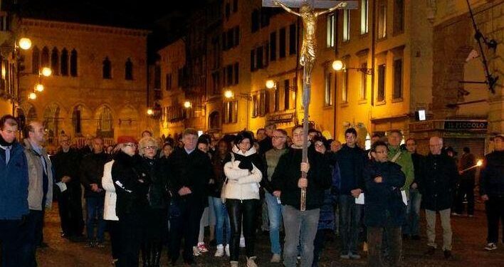 «Signore, ferma gli inquietanti venti di guerra»