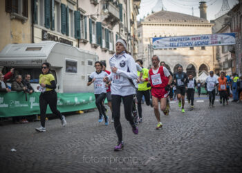 Squadra Caritas alla staffetta Telethon di Udine