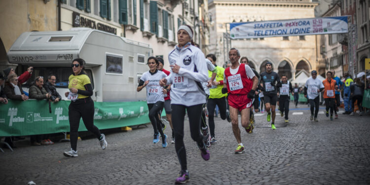 Squadra Caritas alla staffetta Telethon di Udine