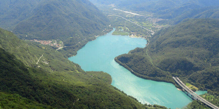 Lago di Cavazzo, «Stiamo cercando soluzioni»