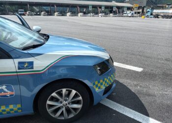 Sull’autostrada A23 in contromano