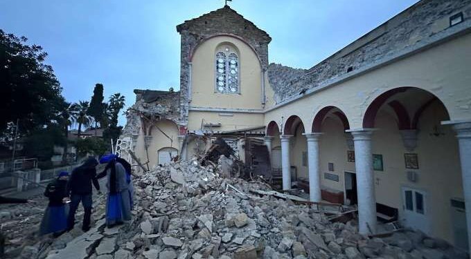 Terremoto, la Caritas raccoglie aiuti