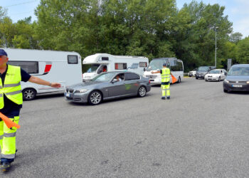 Traffico sostenuto per il ponte di Ferragosto