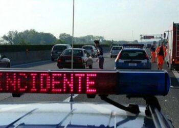 Tre incidenti e gasolio sulla A4, ancora chiusure