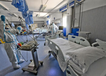 Trieste; aumentano ricoveri, 90% giovane non vaccinato