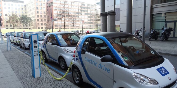 Udine, car sharing con auto elettriche