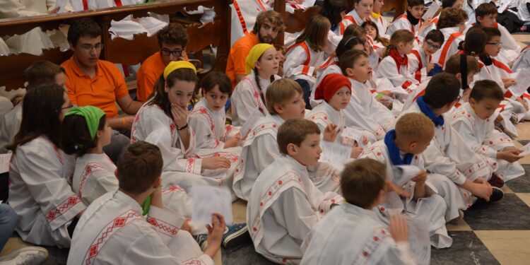 Udine “invasa” da un migliaio di chierichetti il 1° maggio