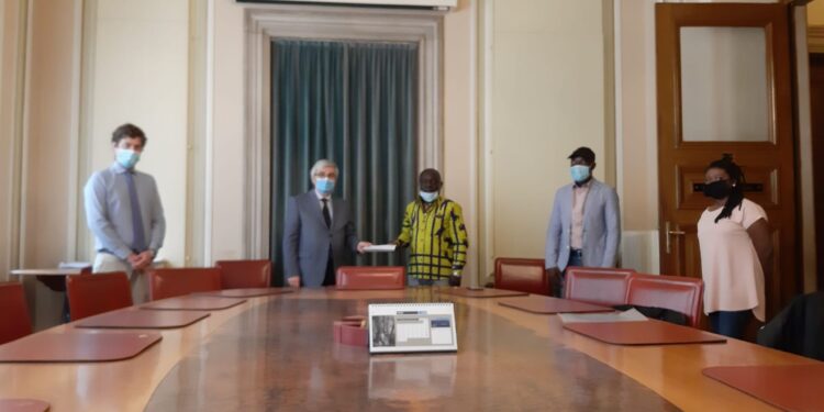 Udine. Emergenza Covid, la comunità ghanese dona 2000 euro alla città