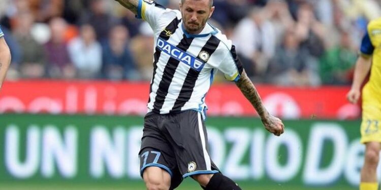 Udinese, mediocre pareggio col Chievo