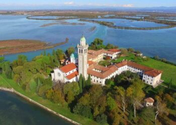 Un centinaio di adolescenti pellegrini a Barbana e Grado