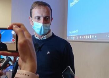 Vaccini, “Addio alle fasce d’età forse prima del 10 giugno”