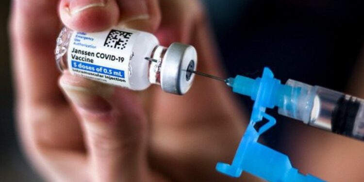 Vaccini, Slovenia stop temporaneo a J&J