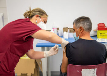 Vaccini over 50, boom di adesioni