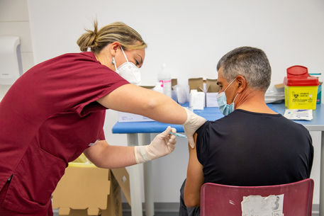 Vaccini over 50, boom di adesioni