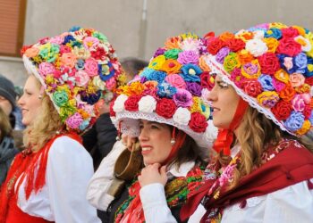 Val Resia, si festeggia il Pust