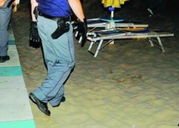 Violenza in spiaggia, don Fabris: “bisogna insegnare il rispetto”