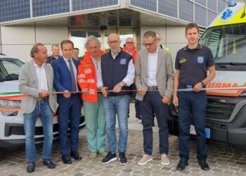 5 nuove ambulanze e un'automedica grazie alle donazioni dei cittadini