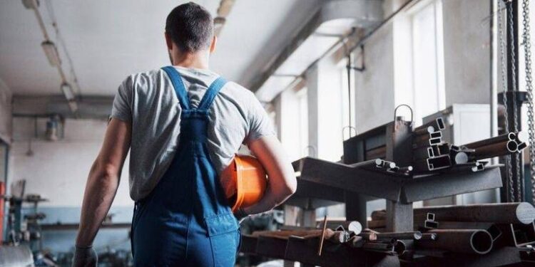 In Fvg 4mila occupati in meno nell'industria nei 6 mesi